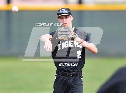 Thumbnail 1 in Whitewright vs Mt. Vernon (Blue Ridge Tournament) photogallery.