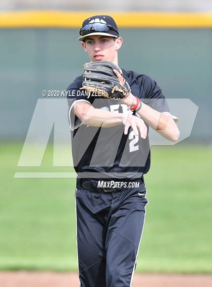 Thumbnail 3 in Whitewright vs Mt. Vernon (Blue Ridge Tournament) photogallery.