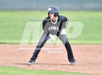 Thumbnail 2 in Whitewright vs Mt. Vernon (Blue Ridge Tournament) photogallery.