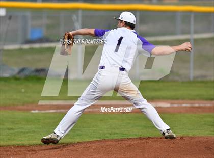 Thumbnail 1 in Whitewright vs Mt. Vernon (Blue Ridge Tournament) photogallery.