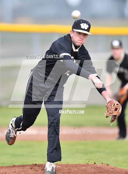 Thumbnail 2 in Whitewright vs Mt. Vernon (Blue Ridge Tournament) photogallery.