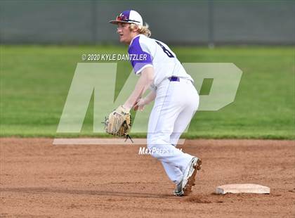 Thumbnail 2 in Whitewright vs Mt. Vernon (Blue Ridge Tournament) photogallery.