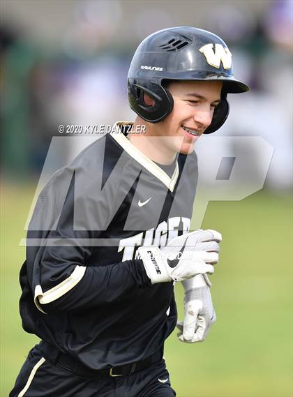Thumbnail 2 in Whitewright vs Mt. Vernon (Blue Ridge Tournament) photogallery.