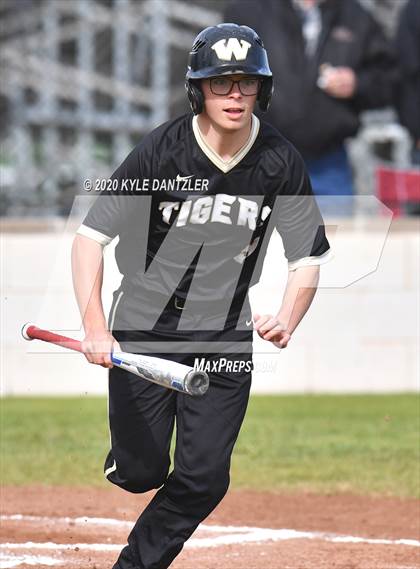 Thumbnail 2 in Whitewright vs Mt. Vernon (Blue Ridge Tournament) photogallery.