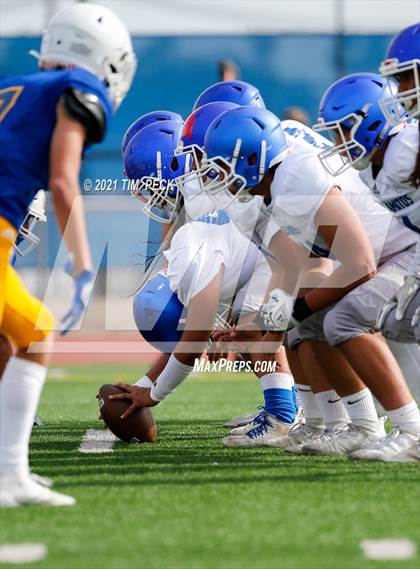 Thumbnail 1 in Los Alamitos @ Fountain Valley photogallery.