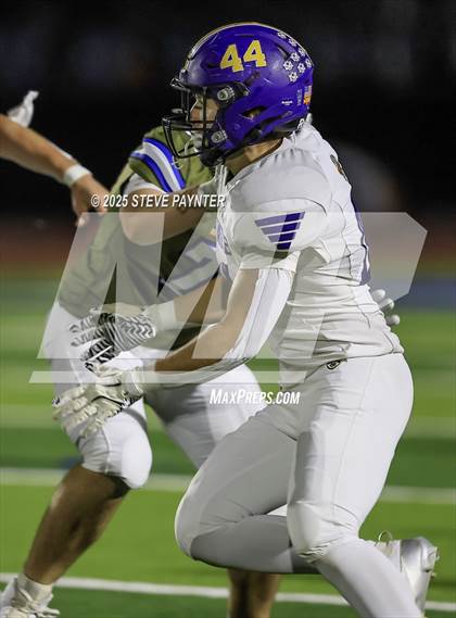 Thumbnail 1 in Sunrise Mountain @ Canyon View photogallery.