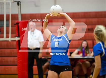 Thumbnail 3 in Dixie Hollins @ Clearwater photogallery.