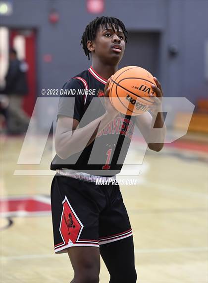 Thumbnail 3 in Antelope Valley vs. Rosamond photogallery.