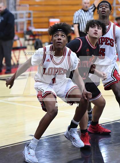 Thumbnail 2 in Antelope Valley vs. Rosamond photogallery.