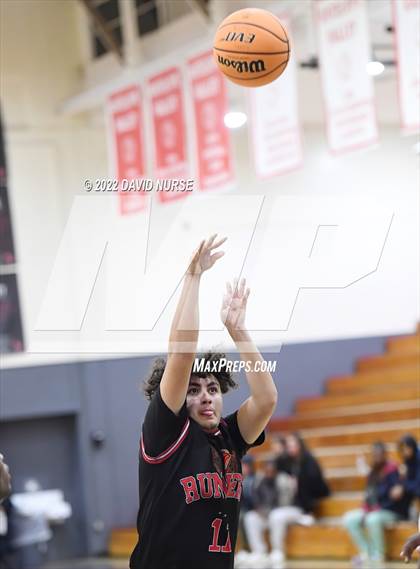 Thumbnail 3 in Antelope Valley vs. Rosamond photogallery.