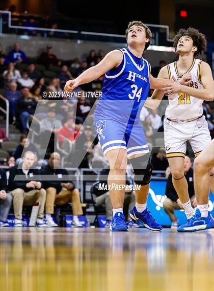 Thumbnail 3 in Cooper vs. Highlands photogallery.