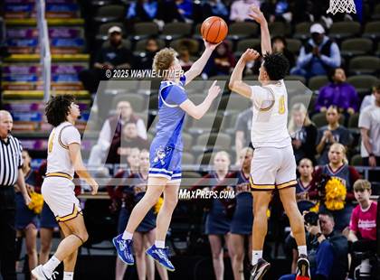 Thumbnail 3 in Cooper vs. Highlands photogallery.
