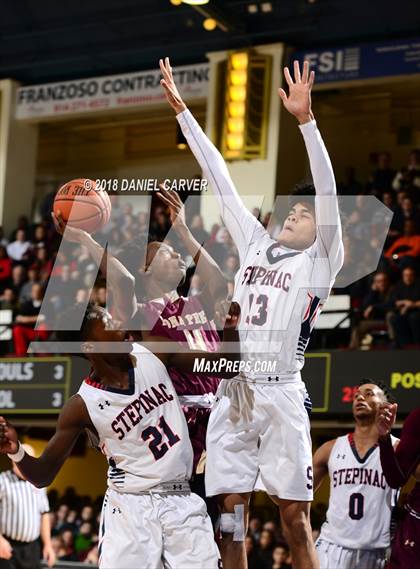 Thumbnail 2 in Archbishop Stepinac vs. Iona Prep (Crusader Classic)  photogallery.