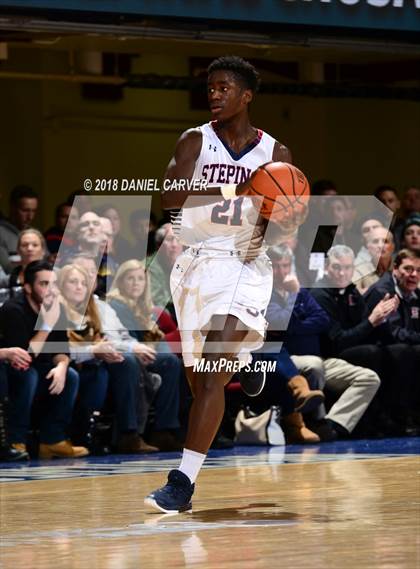 Thumbnail 1 in Archbishop Stepinac vs. Iona Prep (Crusader Classic)  photogallery.