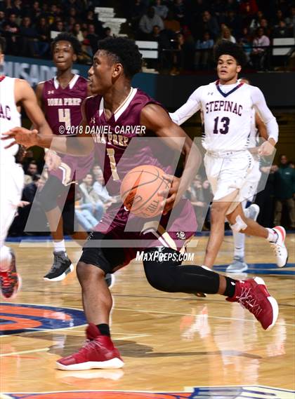 Thumbnail 3 in Archbishop Stepinac vs. Iona Prep (Crusader Classic)  photogallery.