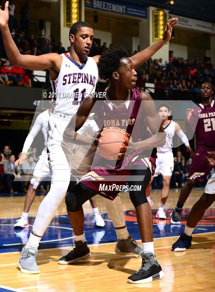 Thumbnail 2 in Archbishop Stepinac vs. Iona Prep (Crusader Classic)  photogallery.