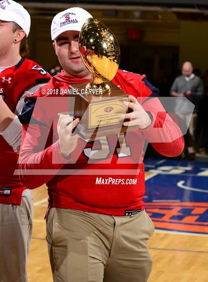 Thumbnail 3 in Archbishop Stepinac vs. Iona Prep (Crusader Classic)  photogallery.