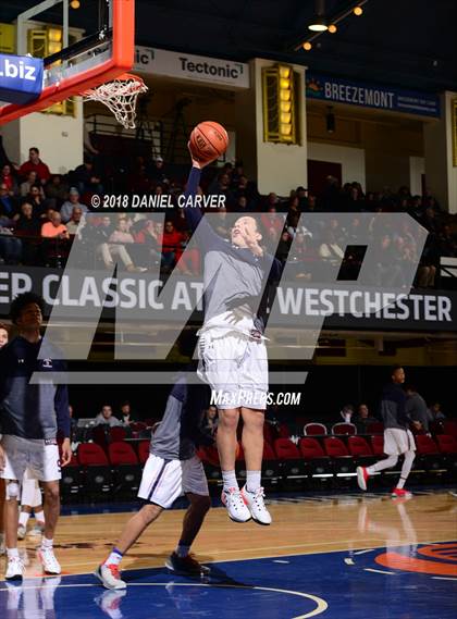 Thumbnail 2 in Archbishop Stepinac vs. Iona Prep (Crusader Classic)  photogallery.