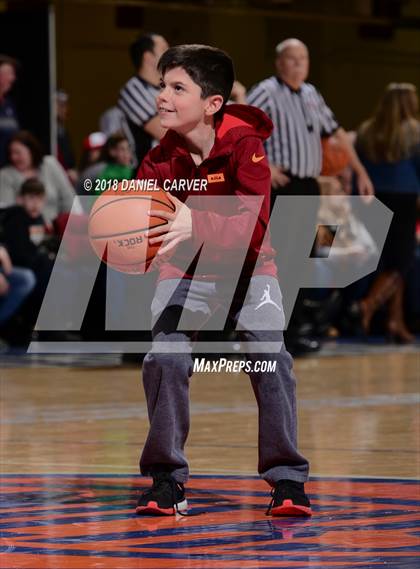Thumbnail 2 in Archbishop Stepinac vs. Iona Prep (Crusader Classic)  photogallery.
