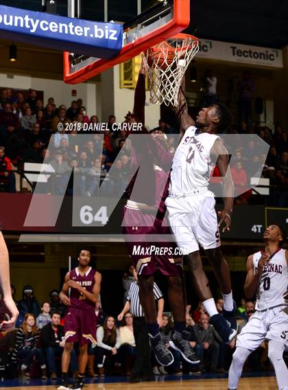 Thumbnail 2 in Archbishop Stepinac vs. Iona Prep (Crusader Classic)  photogallery.