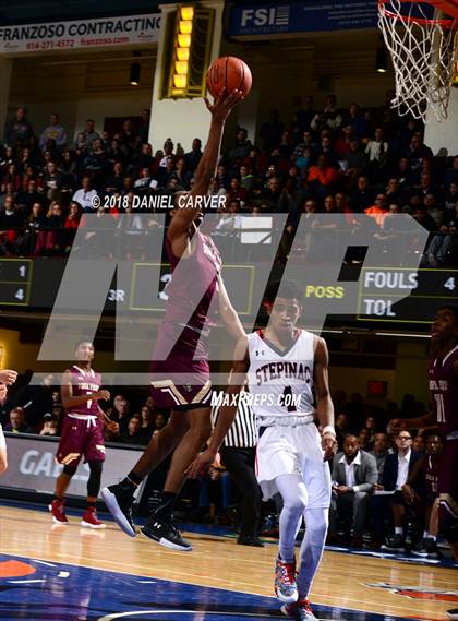 Thumbnail 3 in Archbishop Stepinac vs. Iona Prep (Crusader Classic)  photogallery.