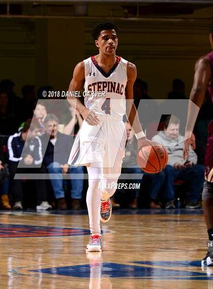 Thumbnail 3 in Archbishop Stepinac vs. Iona Prep (Crusader Classic)  photogallery.
