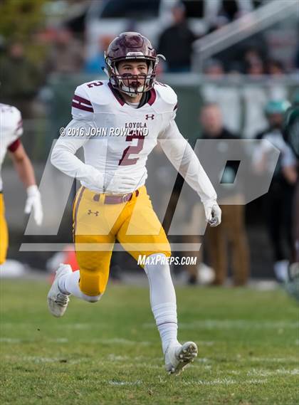 Thumbnail 2 in Glenbard West vs. Loyola Academy (IHSA Class 8A Semifinal) photogallery.