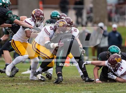 Thumbnail 3 in Glenbard West vs. Loyola Academy (IHSA Class 8A Semifinal) photogallery.