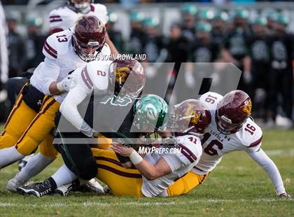 Thumbnail 3 in Glenbard West vs. Loyola Academy (IHSA Class 8A Semifinal) photogallery.