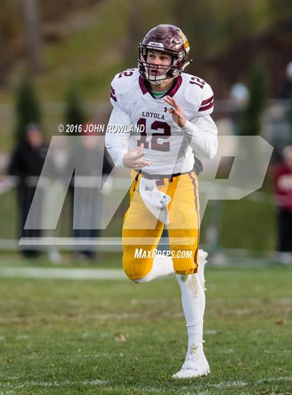 Thumbnail 1 in Glenbard West vs. Loyola Academy (IHSA Class 8A Semifinal) photogallery.
