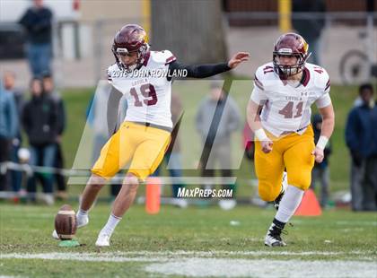 Thumbnail 1 in Glenbard West vs. Loyola Academy (IHSA Class 8A Semifinal) photogallery.