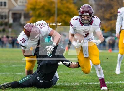Thumbnail 3 in Glenbard West vs. Loyola Academy (IHSA Class 8A Semifinal) photogallery.