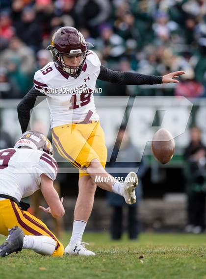 Thumbnail 2 in Glenbard West vs. Loyola Academy (IHSA Class 8A Semifinal) photogallery.