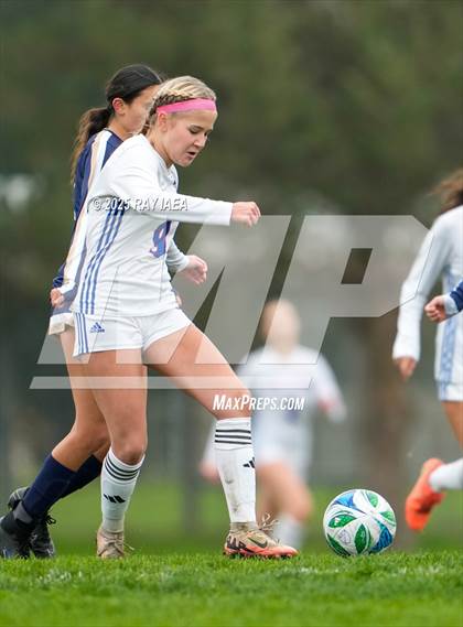 Thumbnail 2 in JV: Christian Brothers vs. Elk Grove (River City Raider Cup) photogallery.