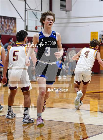 Thumbnail 2 in Thorndale vs Mumford photogallery.