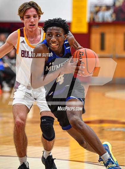 Thumbnail 2 in Thorndale vs Mumford photogallery.