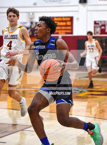 Thumbnail 2 in Thorndale vs Mumford photogallery.