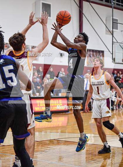 Thumbnail 3 in Thorndale vs Mumford photogallery.