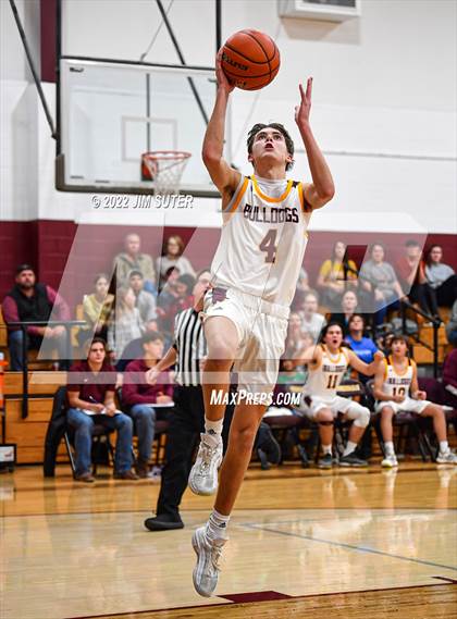 Thumbnail 1 in Thorndale vs Mumford photogallery.