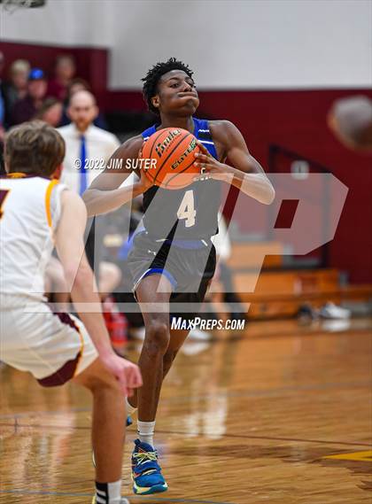 Thumbnail 2 in Thorndale vs Mumford photogallery.