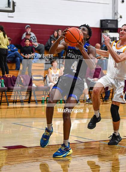 Thumbnail 1 in Thorndale vs Mumford photogallery.