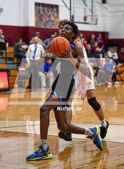 Thumbnail 1 in Thorndale vs Mumford photogallery.