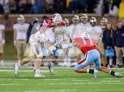 Thumbnail 3 in Holt vs. Webb City - MSHSAA Class 5 Show-Me Bowl photogallery.