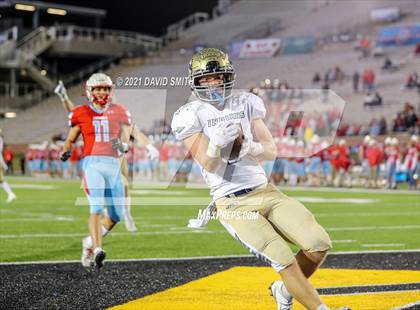 Thumbnail 3 in Holt vs. Webb City - MSHSAA Class 5 Show-Me Bowl photogallery.