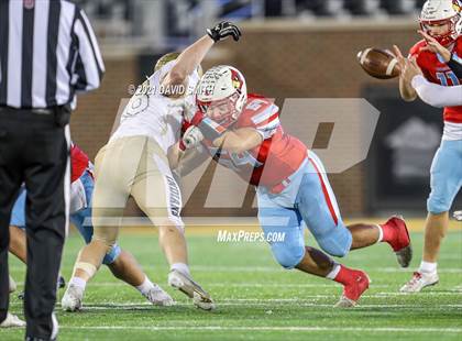 Thumbnail 3 in Holt vs. Webb City - MSHSAA Class 5 Show-Me Bowl photogallery.