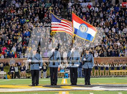 Thumbnail 3 in Holt vs. Webb City - MSHSAA Class 5 Show-Me Bowl photogallery.