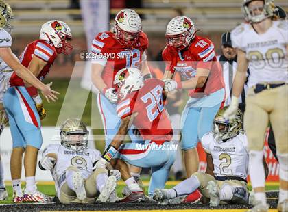 Thumbnail 1 in Holt vs. Webb City - MSHSAA Class 5 Show-Me Bowl photogallery.