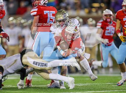 Thumbnail 2 in Holt vs. Webb City - MSHSAA Class 5 Show-Me Bowl photogallery.