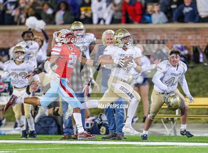 Thumbnail 2 in Holt vs. Webb City - MSHSAA Class 5 Show-Me Bowl photogallery.