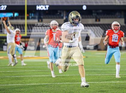 Thumbnail 2 in Holt vs. Webb City - MSHSAA Class 5 Show-Me Bowl photogallery.